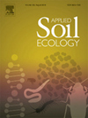 Applied Soil Ecology封面